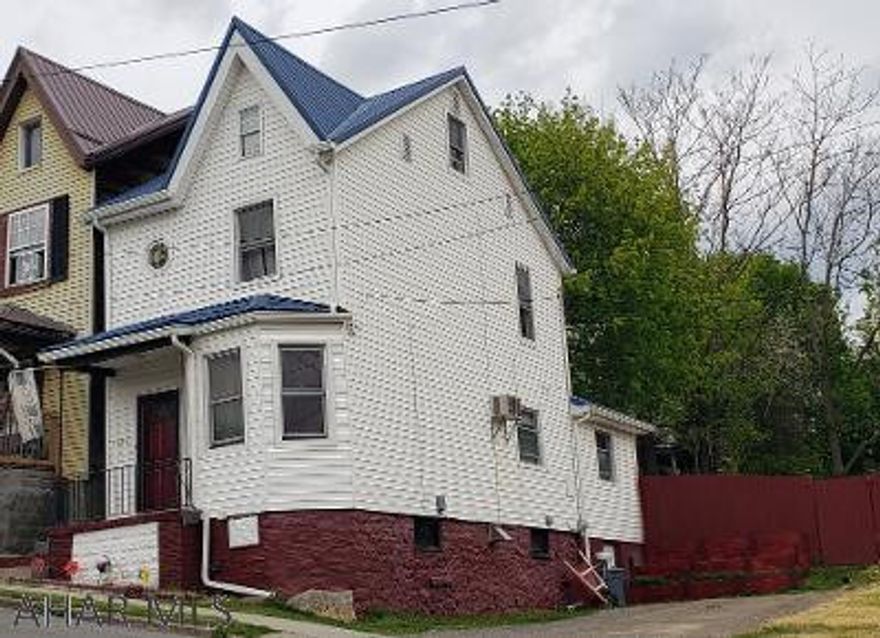 Vinyl-sided 3-bedroom 1.5-bath home w/modern kitchen & baths.  Upgrades in 2020:  metal roof, gutters, downspouts, furnace & 2-tier deck w/view.  2016 New vinyl tilt windows.  38'x100' lot with back fenced back yard & off street parking.  Located 2 blocks to Altoona's UPMC Hospital.  J-536