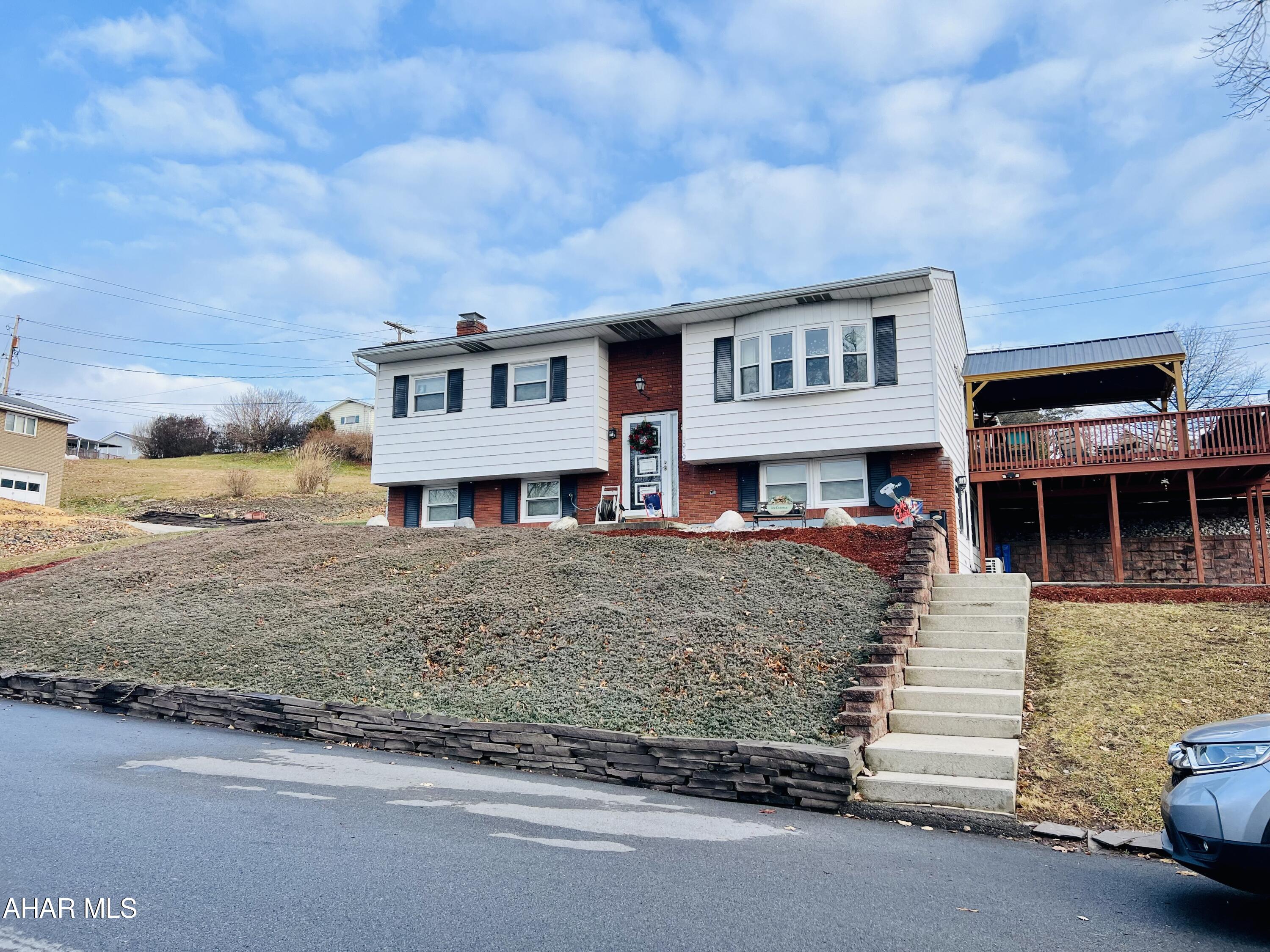 Juniata - Residential