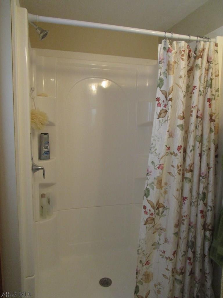 Glendale Yearound - Residential