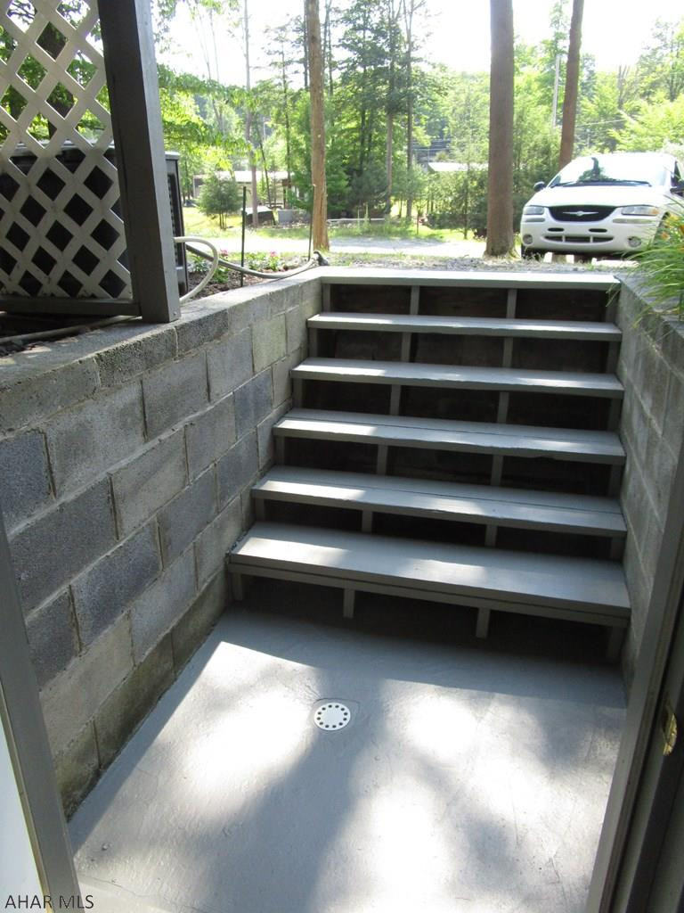 Glendale Yearound - Residential