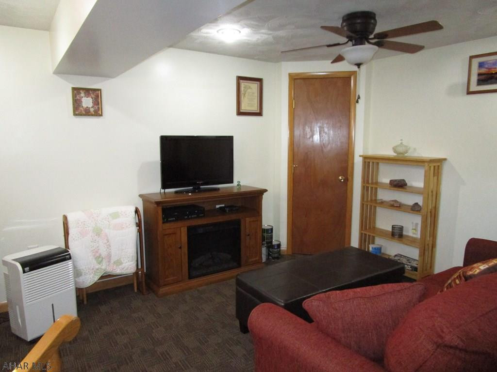 Glendale Yearound - Residential