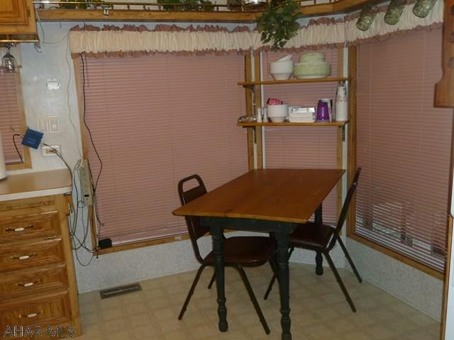 Glendale Yearound - Residential