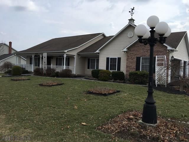 Lakewood Manor - Residential