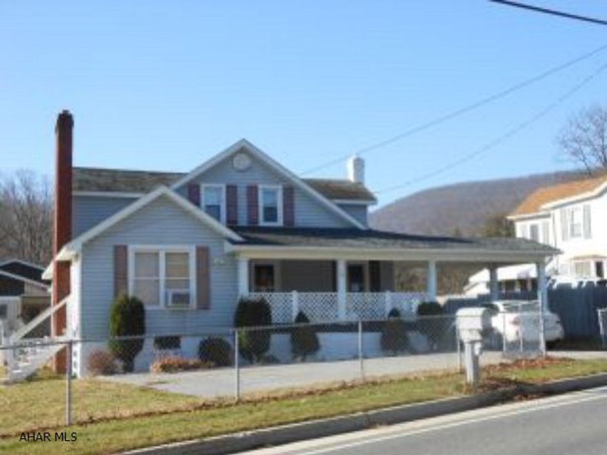 Property is being sold in AS IS condition. This is a Fannie Mae HomePath property. Purchase this property for as little as 3% down! This property is approved for HomePath Renovation Mortgage Financing.