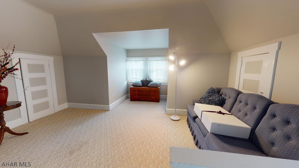 Hollidaysburg - Residential