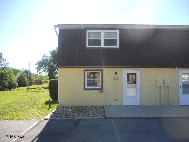 Maple Hollow - Residential