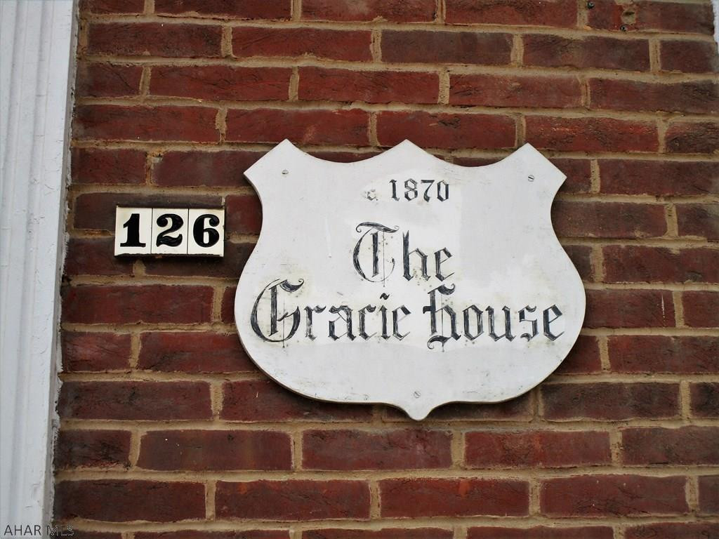 Unknown - Residential Lease