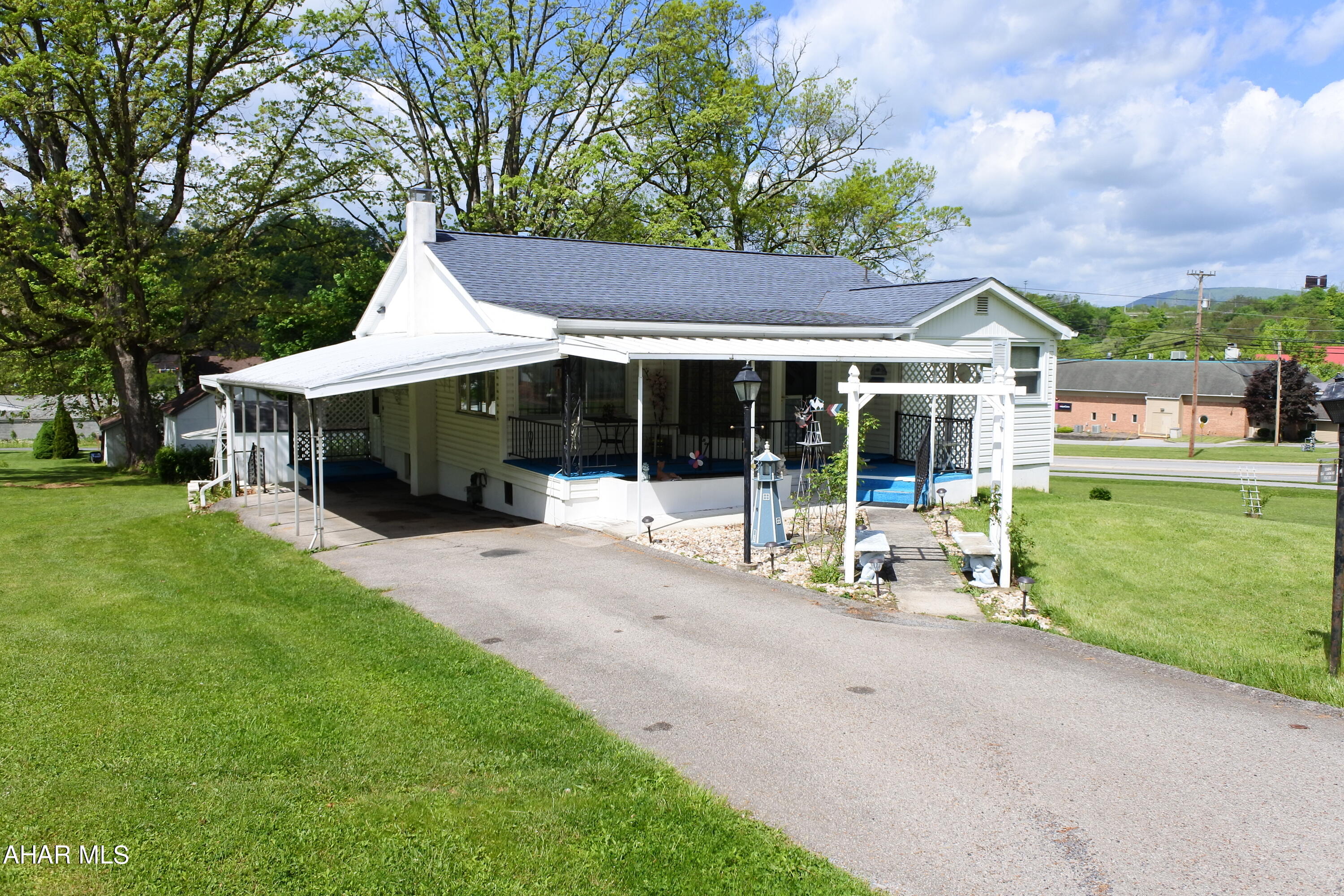 Lakemont - Residential