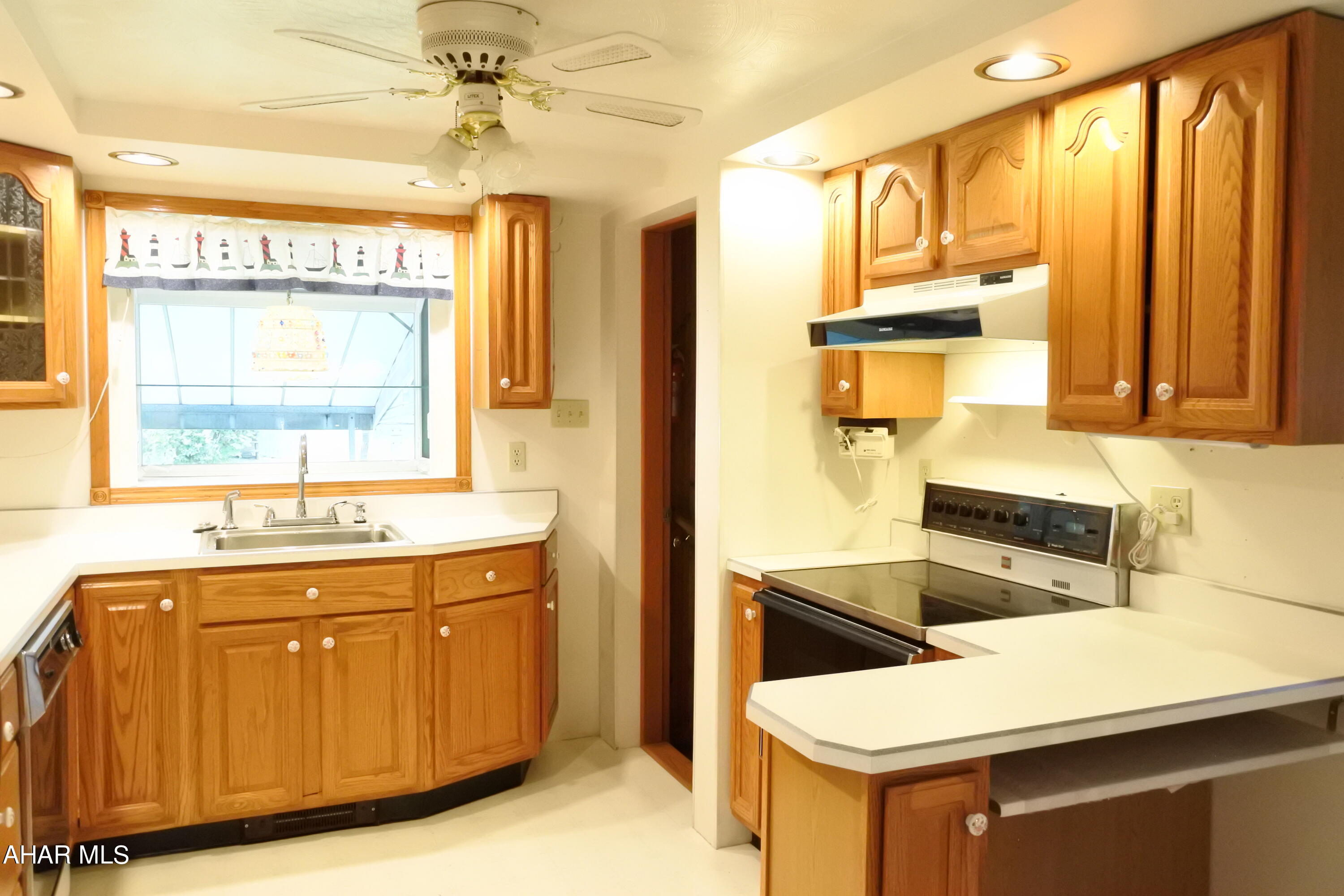 Lakemont - Residential