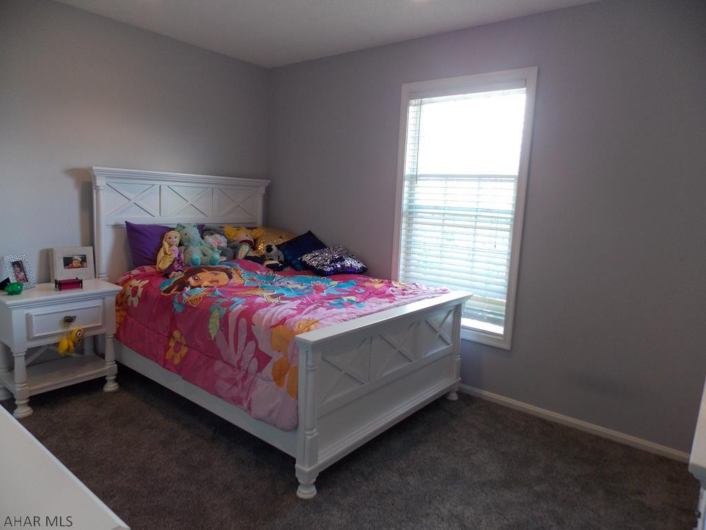 Fox Hollow - Residential