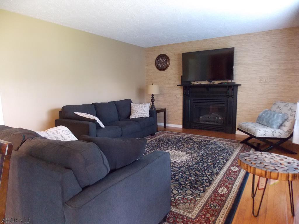 Fox Hollow - Residential