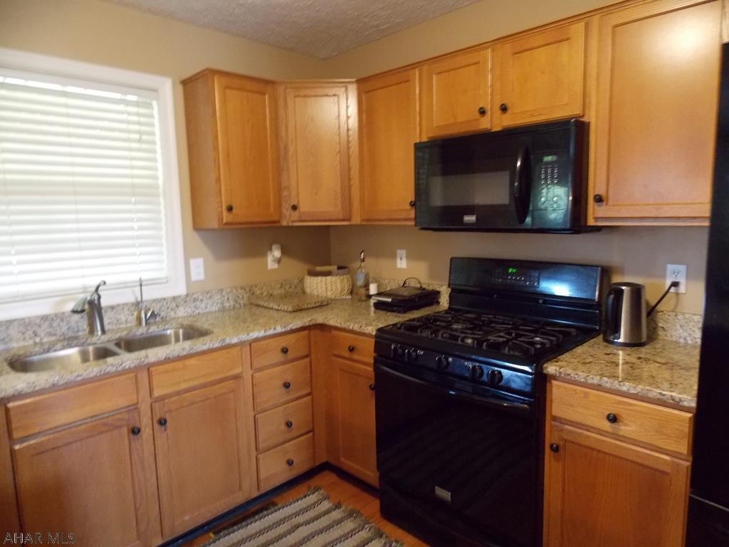 Fox Hollow - Residential