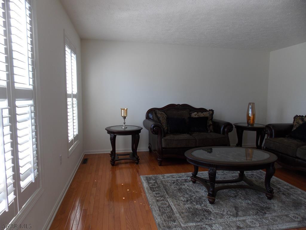 Fox Hollow - Residential