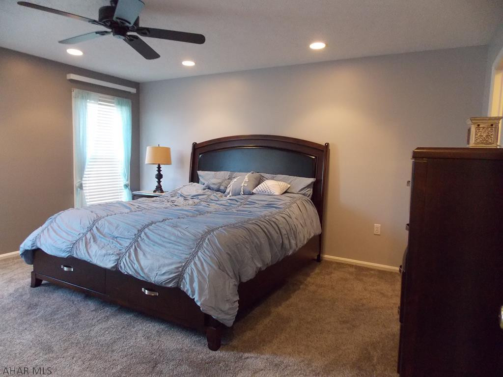 Fox Hollow - Residential