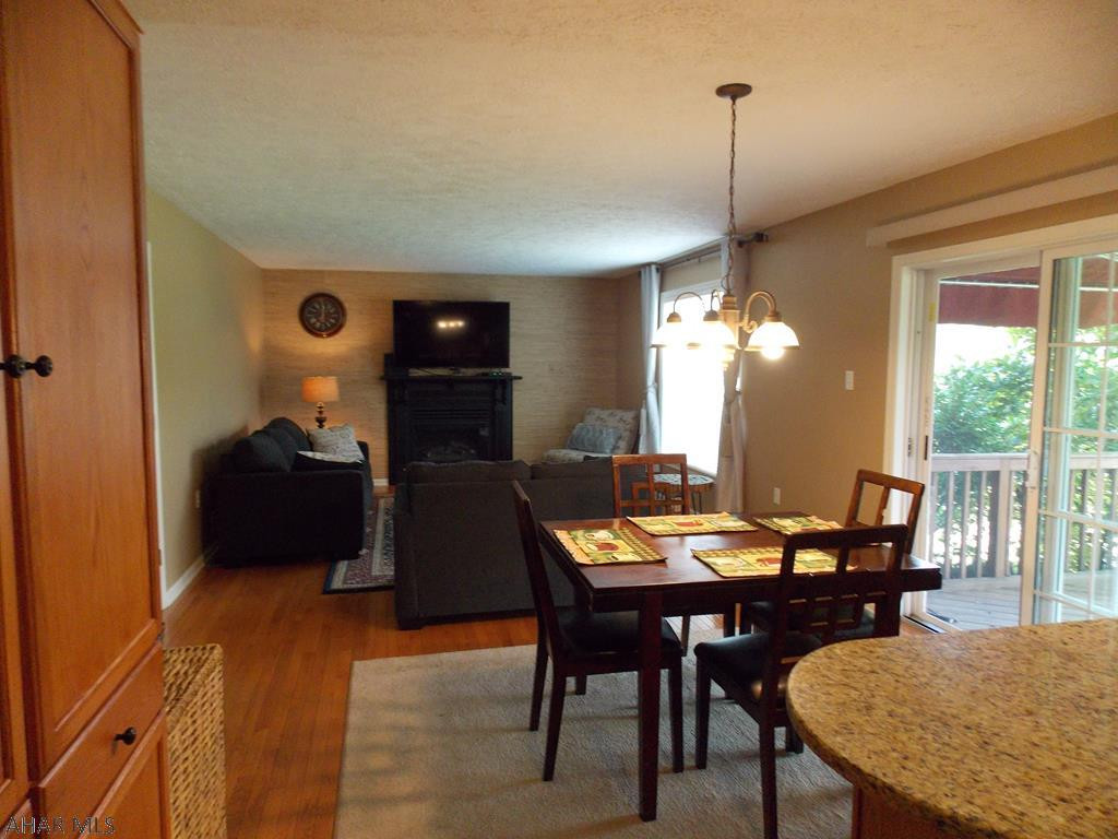 Fox Hollow - Residential