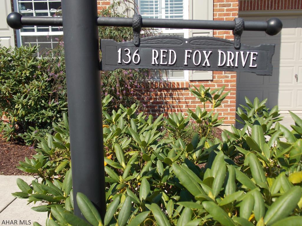 Fox Hollow - Residential