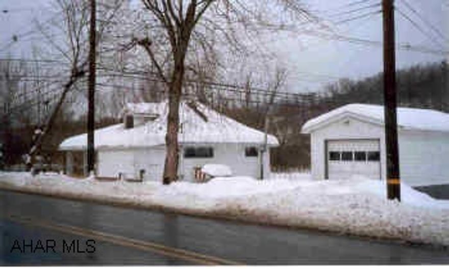 Cozy 2 Or 3 Bedroom. Great Mechanics. Move In Condition. Cozy 2 Or 3 Bedroom. Newer Roof, Furance, H2O Heater-French Drains,Dry Basement On 1 Acre In Antis Township.