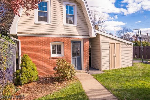 Llyswen - Residential