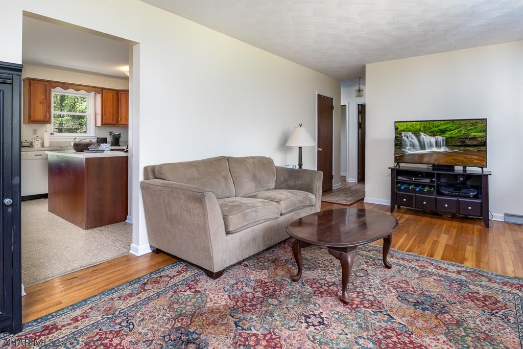 Sinking Valley - Residential