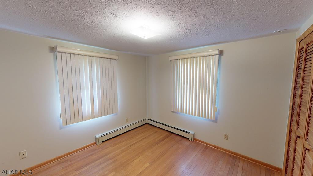 Crestwood - Residential