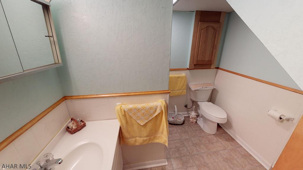 Crestwood - Residential