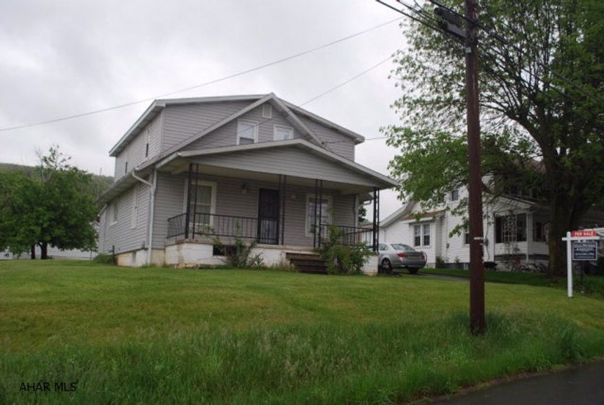 Charming 4bd 1ba home in Sharpsburg (between Roaring Spring & Martinsburg).  Sits on over 1/2 acre.  Hardwood floors under carpet.  Large 2 car detached garage with a port for an RV. Enclosed rear patio with sliding doors. Don't miss! Rt. 164 Between Roaring Spring and Martinsburg at sign EAST SHARPSBURG..6th house on right.