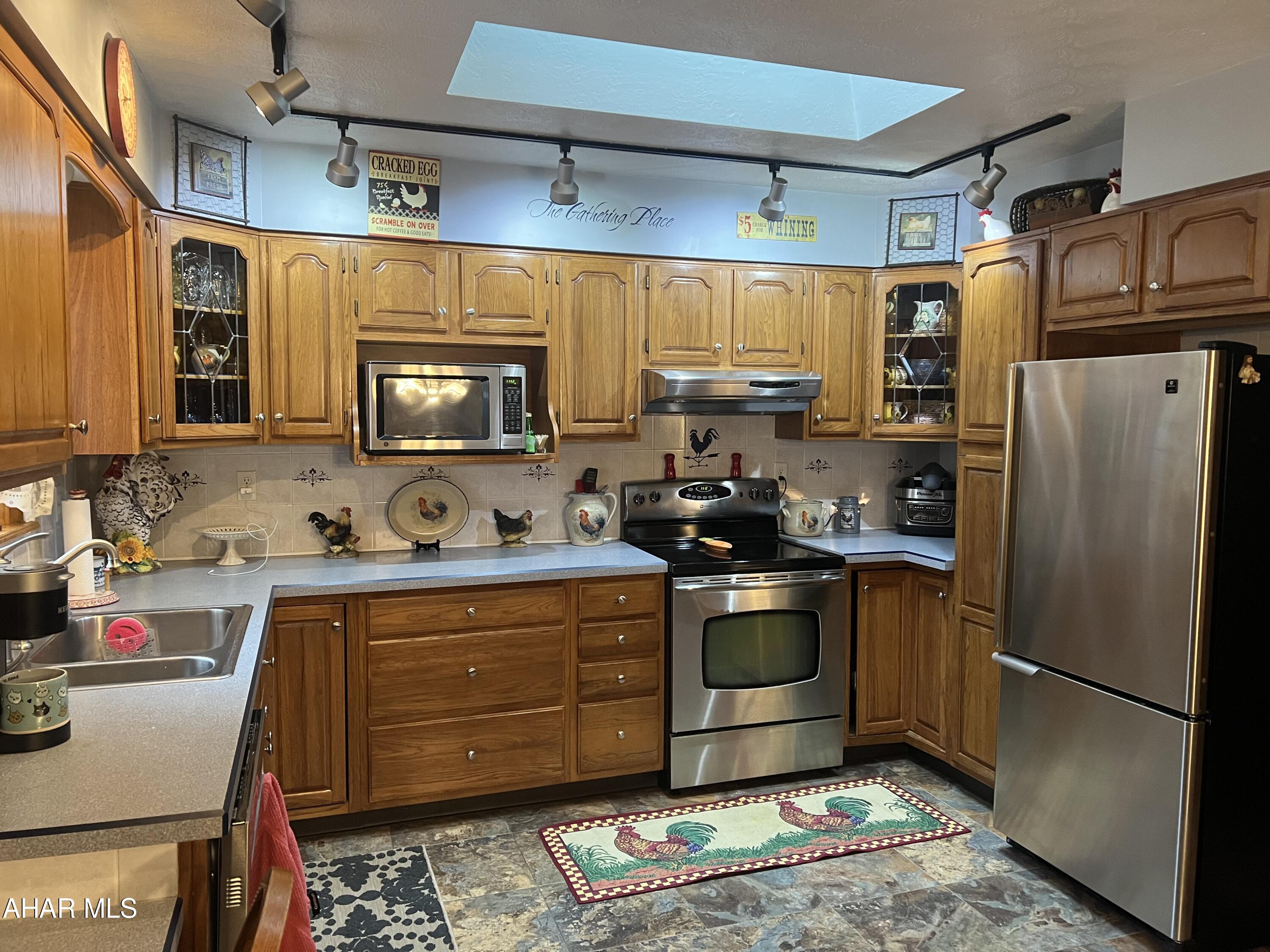 Glendale Yearound - Residential