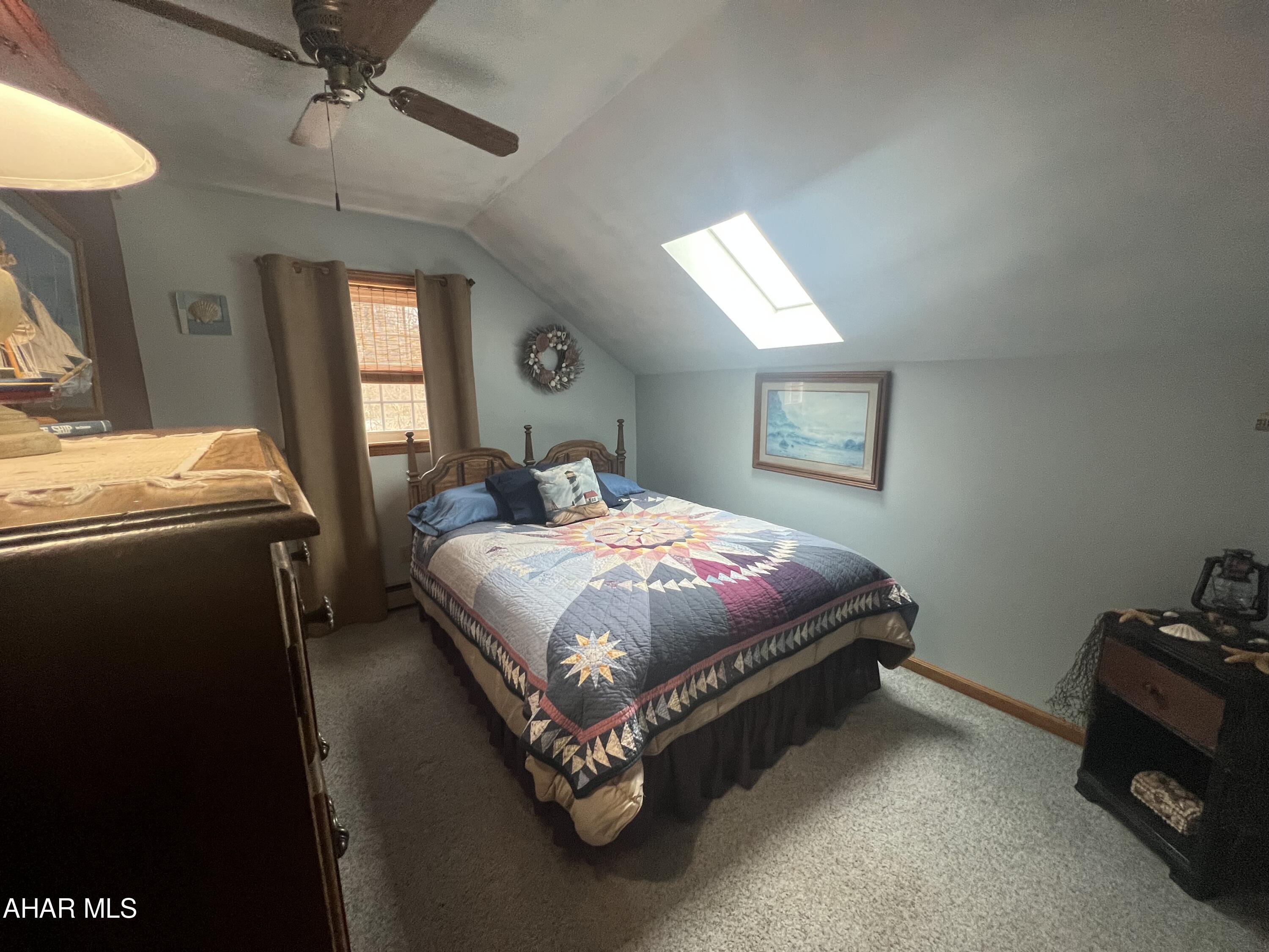 Glendale Yearound - Residential