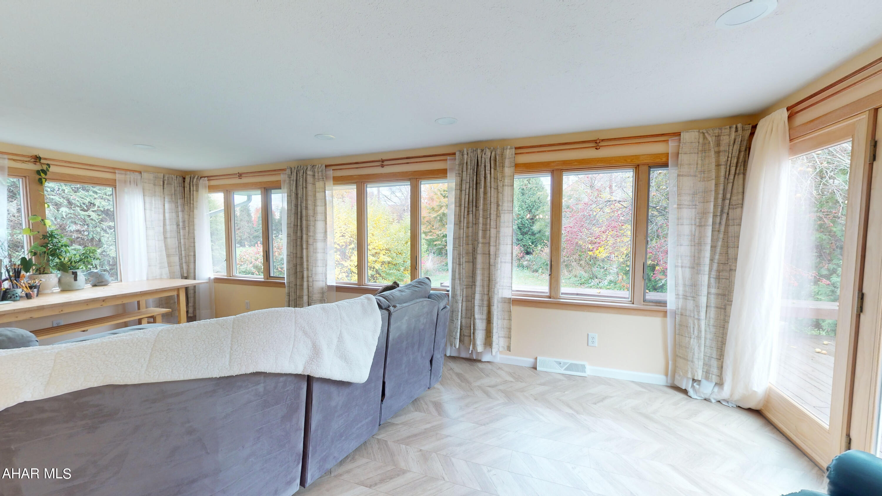 Mansion Park - Residential