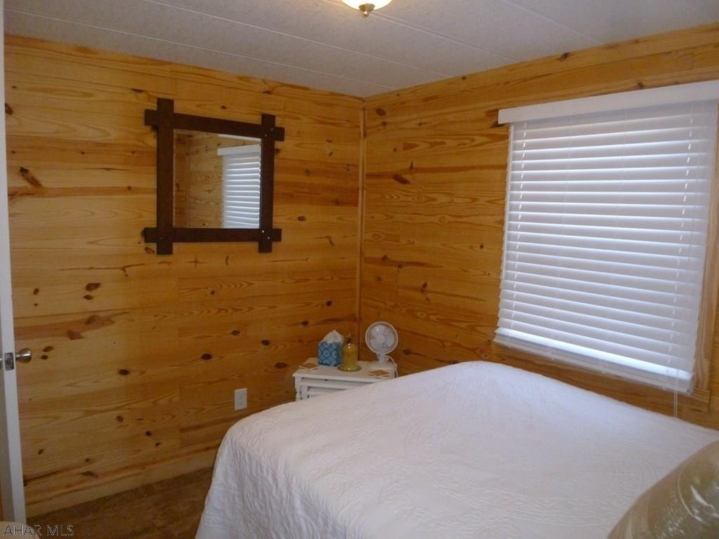 Glendale Yearound - Residential