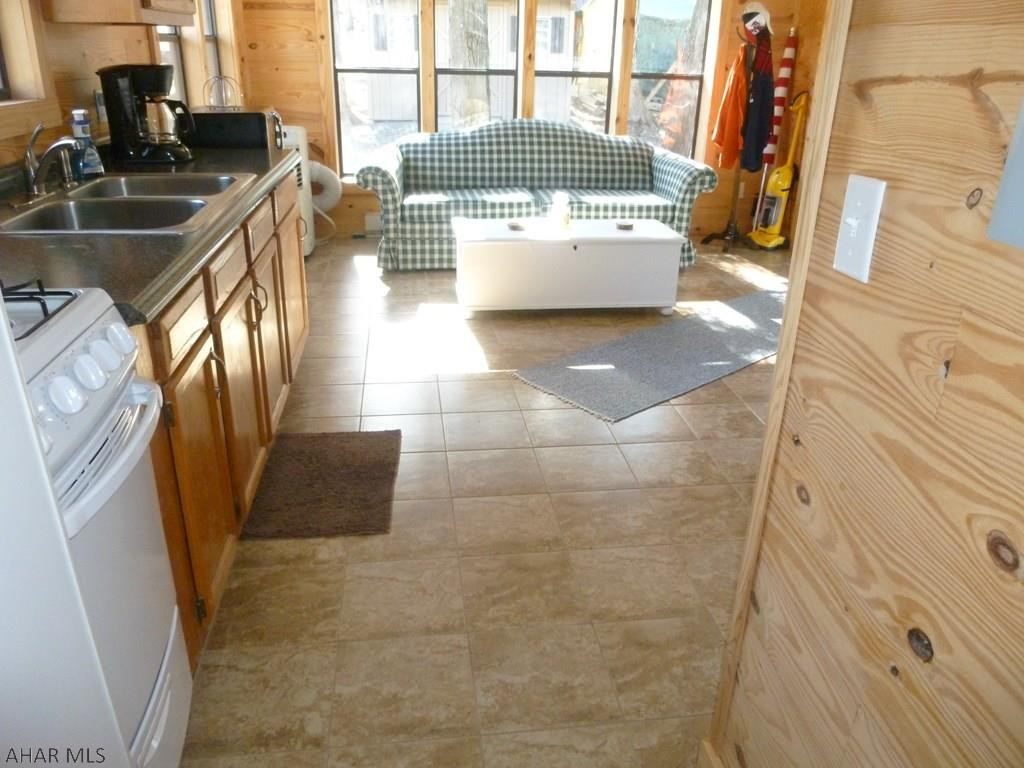 Glendale Yearound - Residential