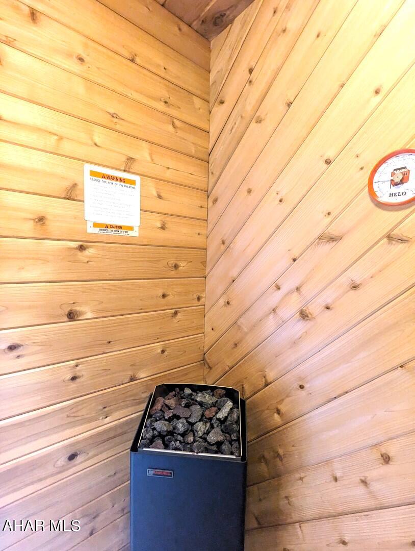 Barclay - Residential