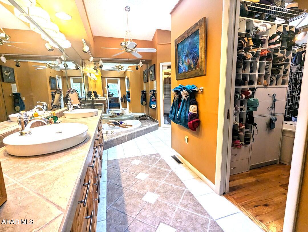 Barclay - Residential