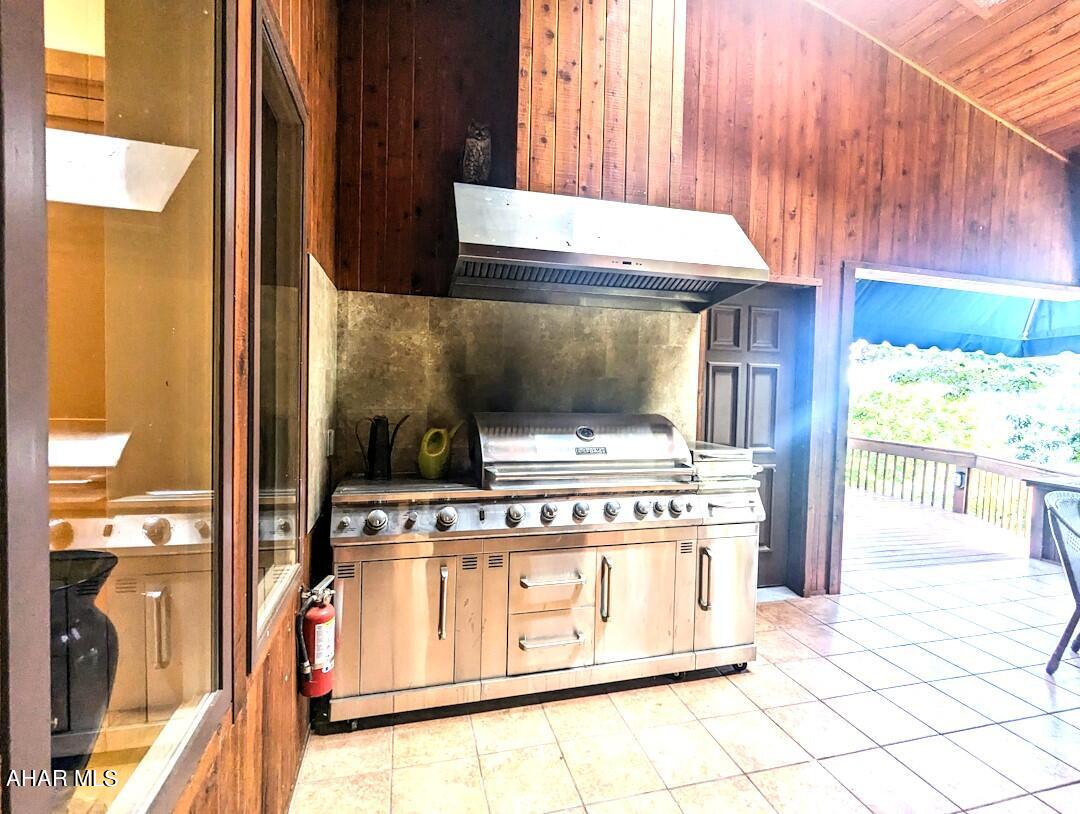 Barclay - Residential