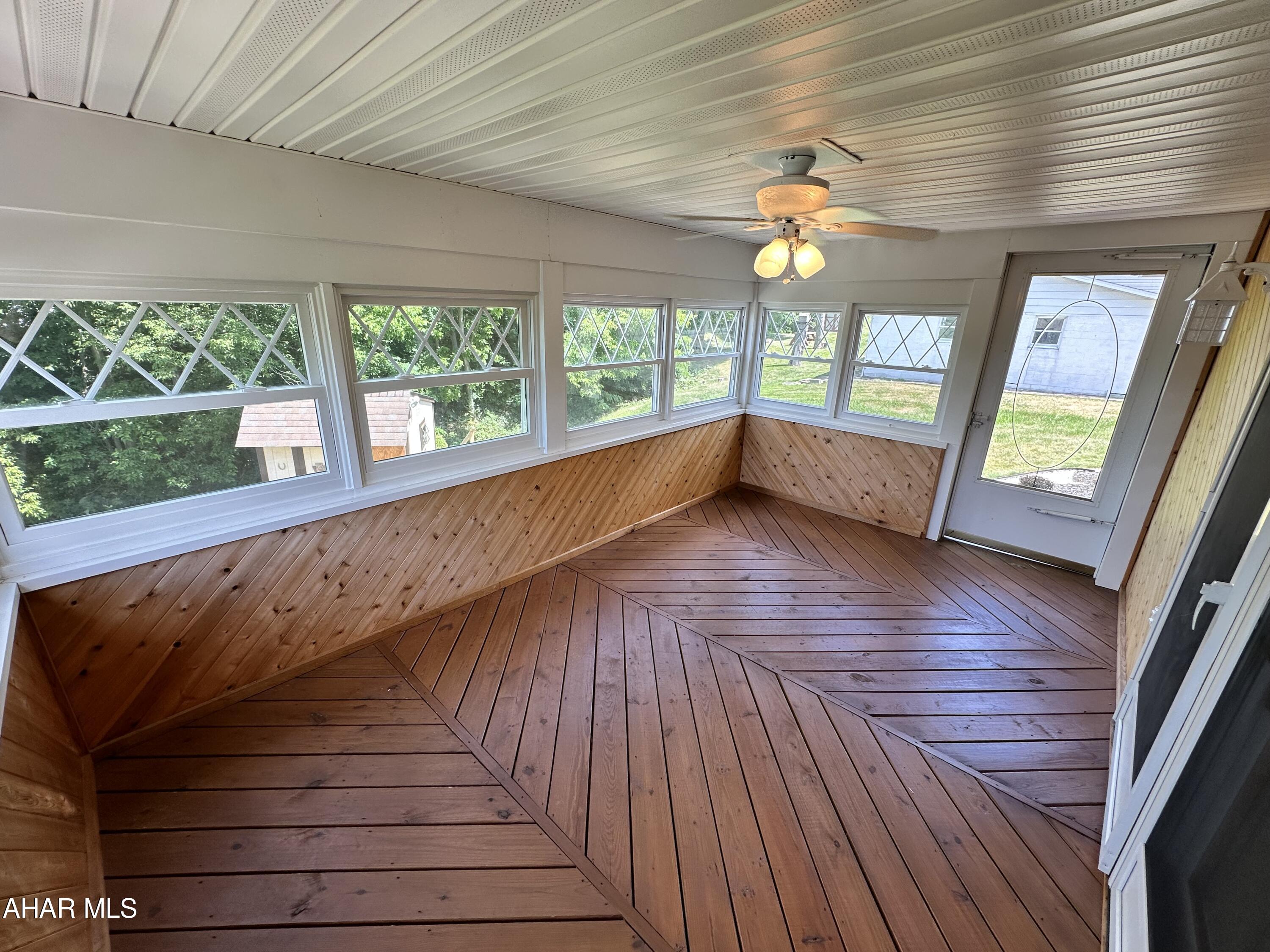 Rolling Hills - Residential