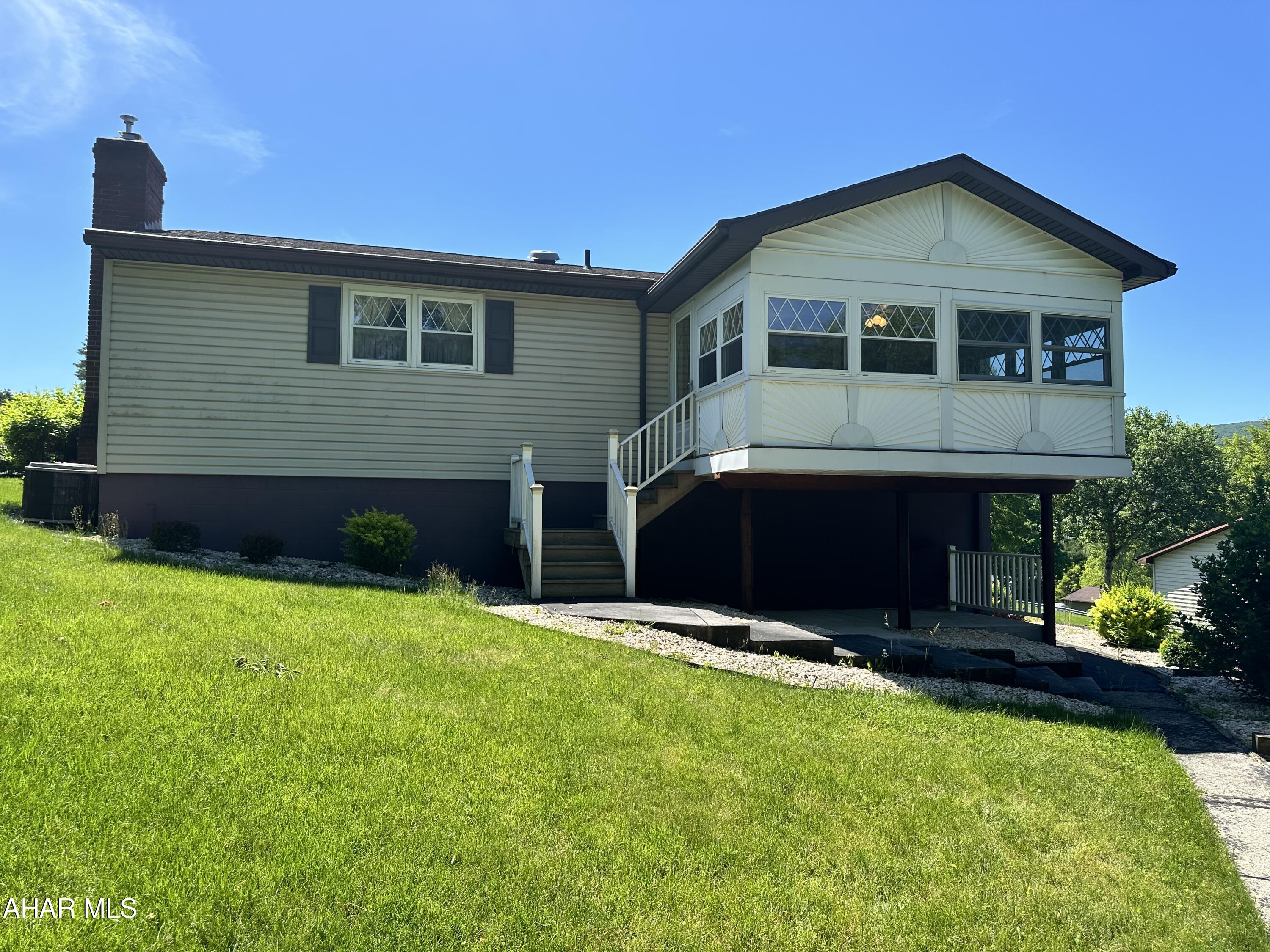 Rolling Hills - Residential