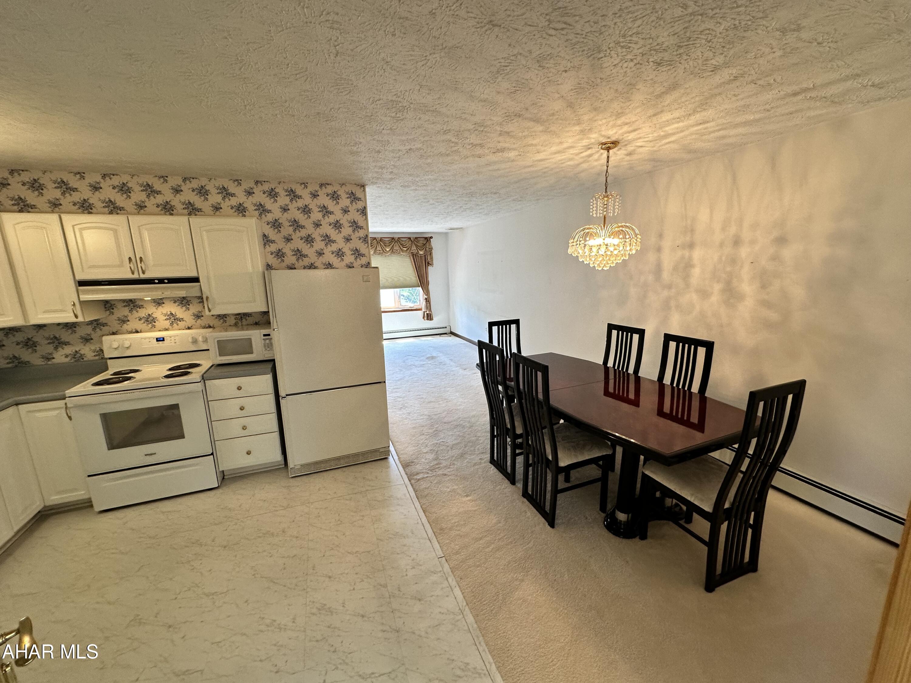 Rolling Hills - Residential