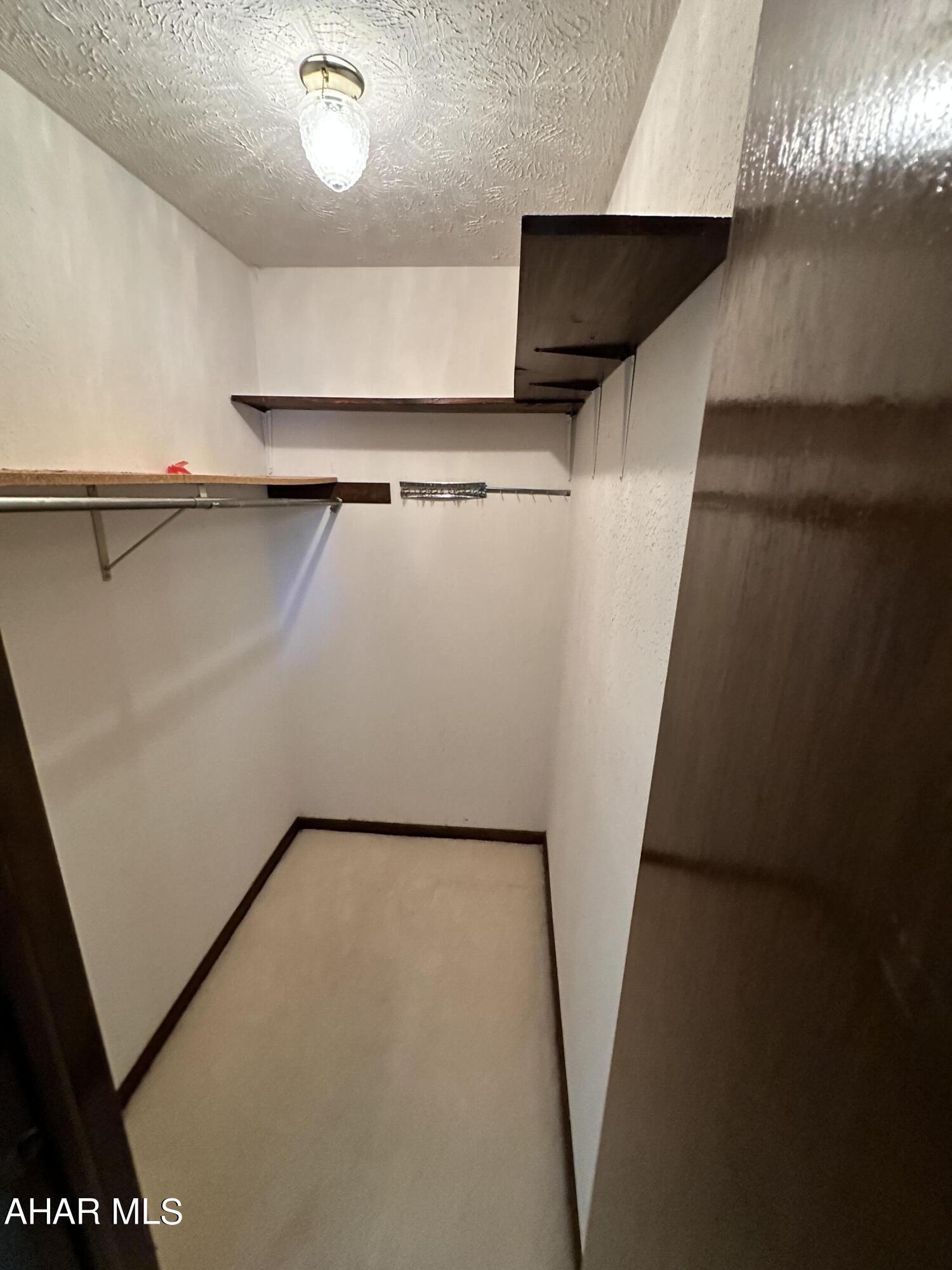 Rolling Hills - Residential