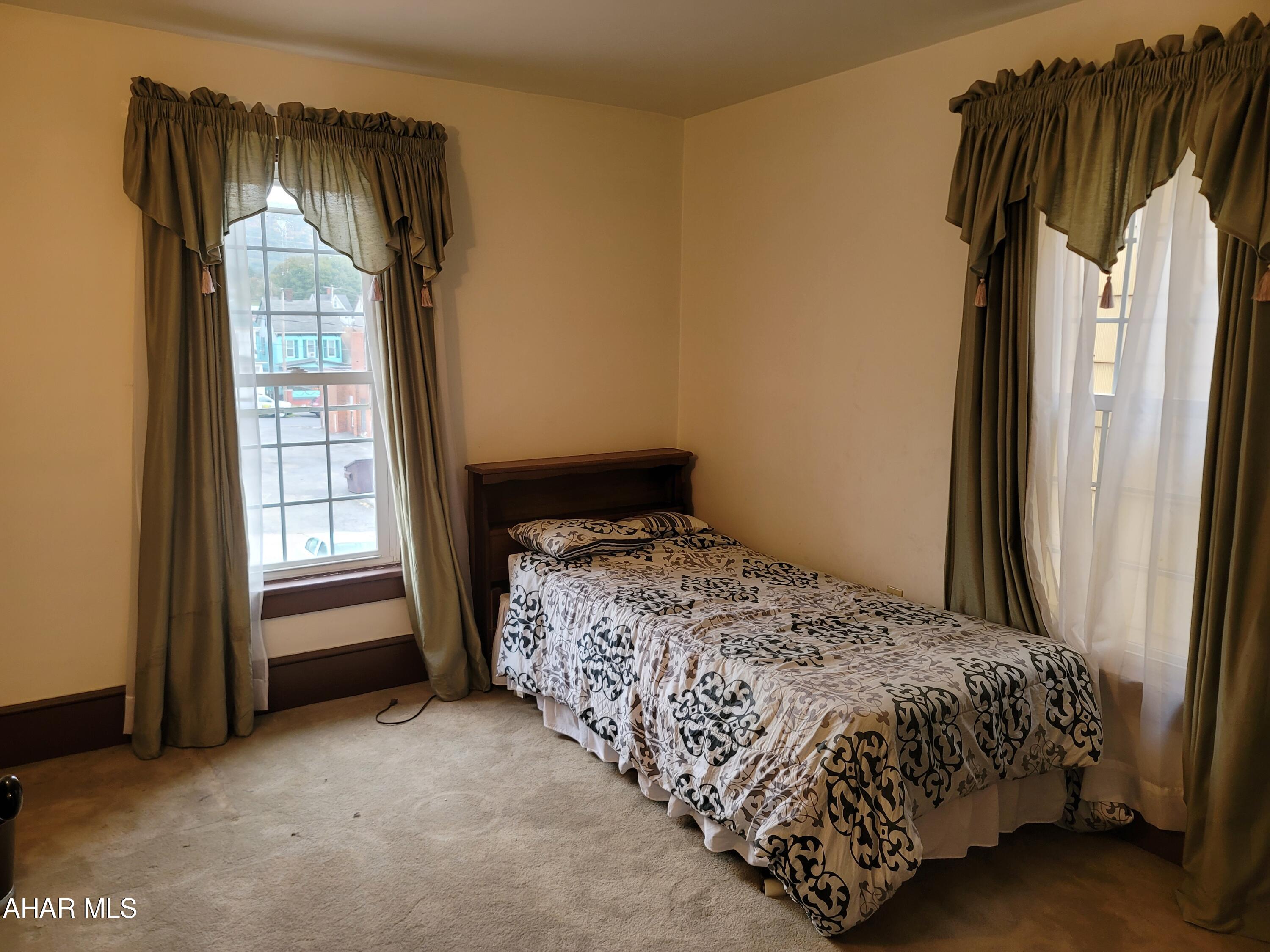 Unknown - Residential