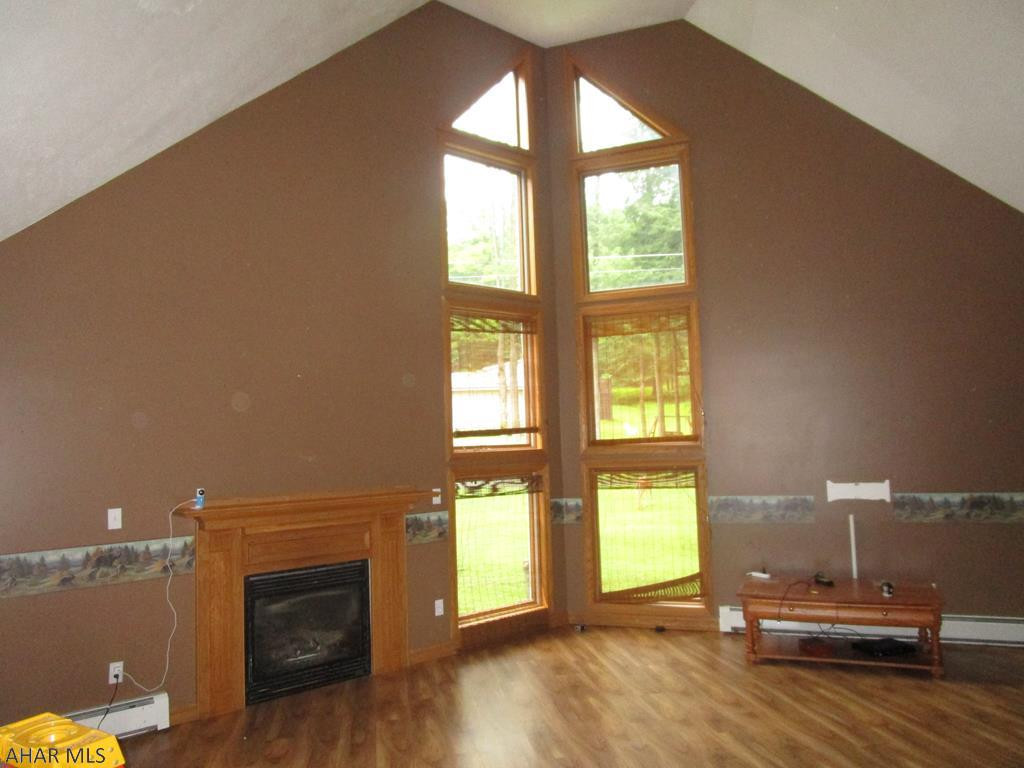 Glendale Yearound - Residential