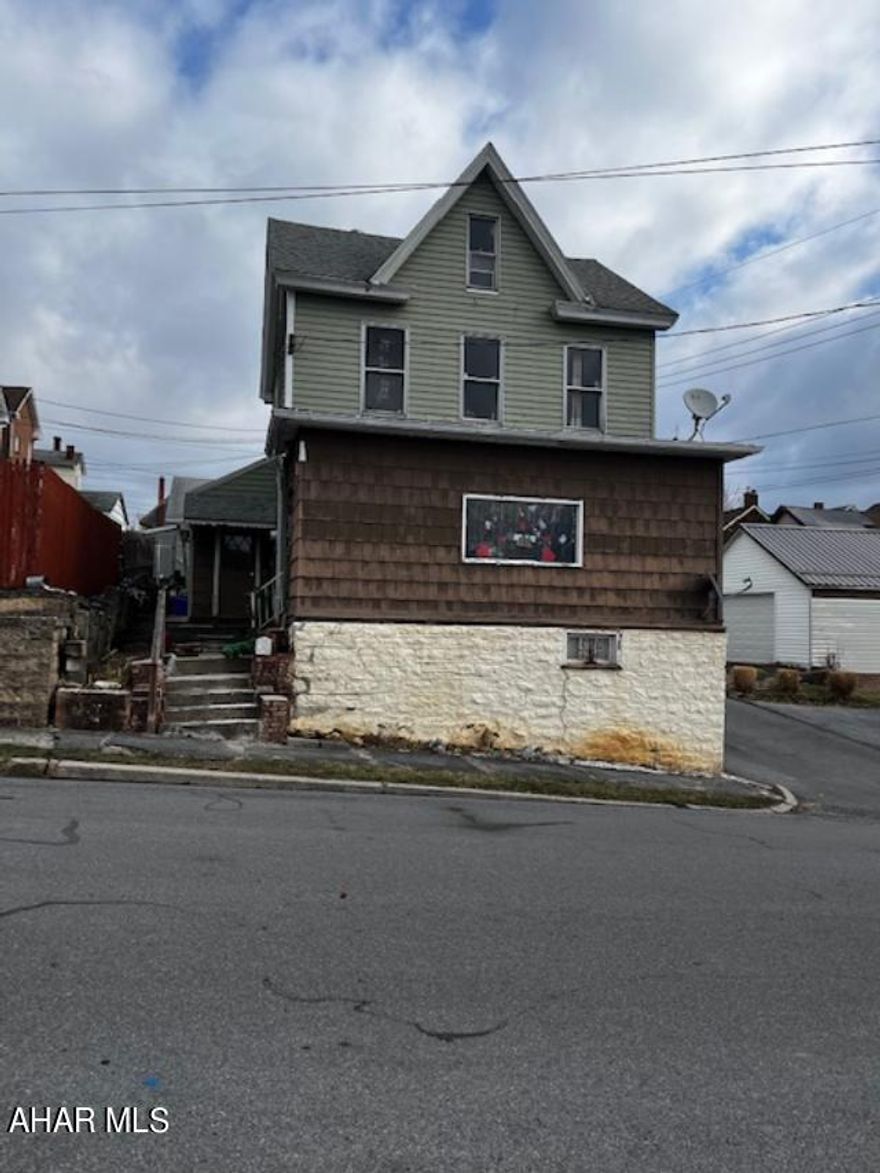 Solid Rental Unit or Starter Home, new roof, good mechanicals. Tenant occupied.