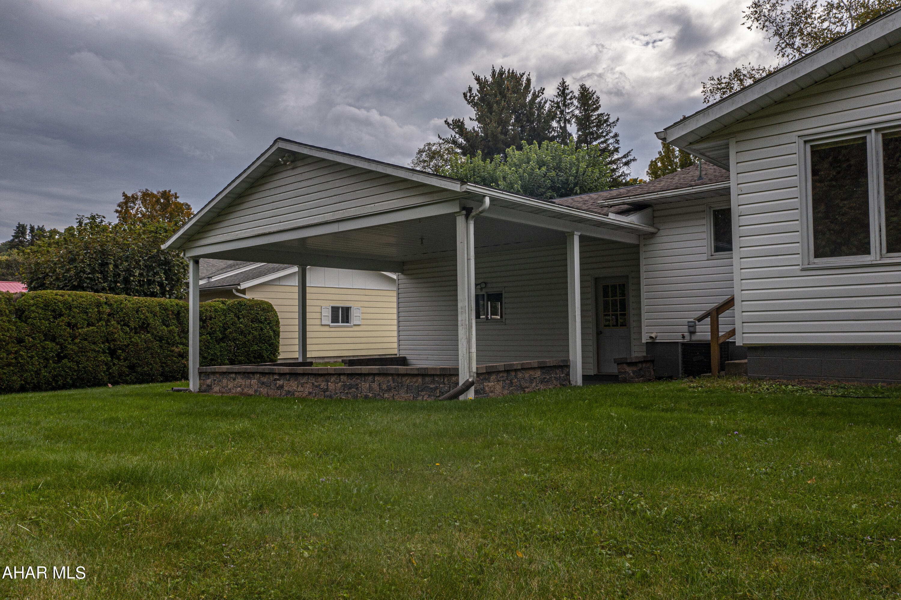 Foot of Ten - Residential