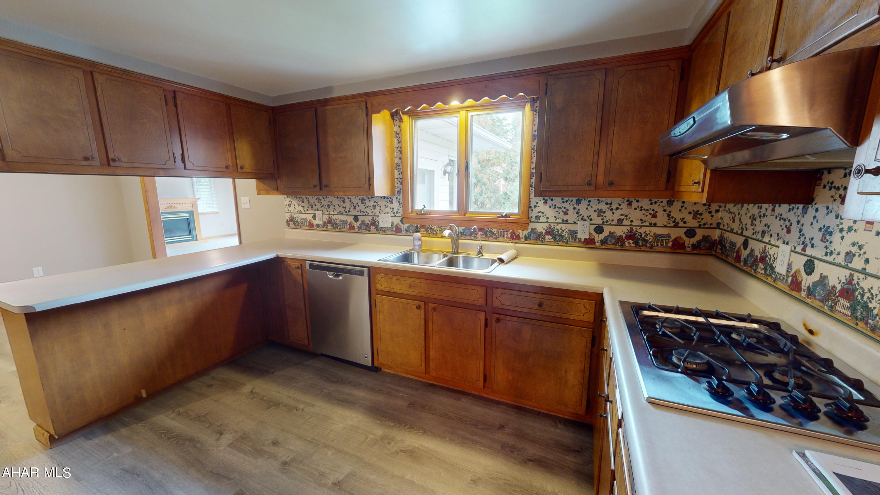 Foot of Ten - Residential