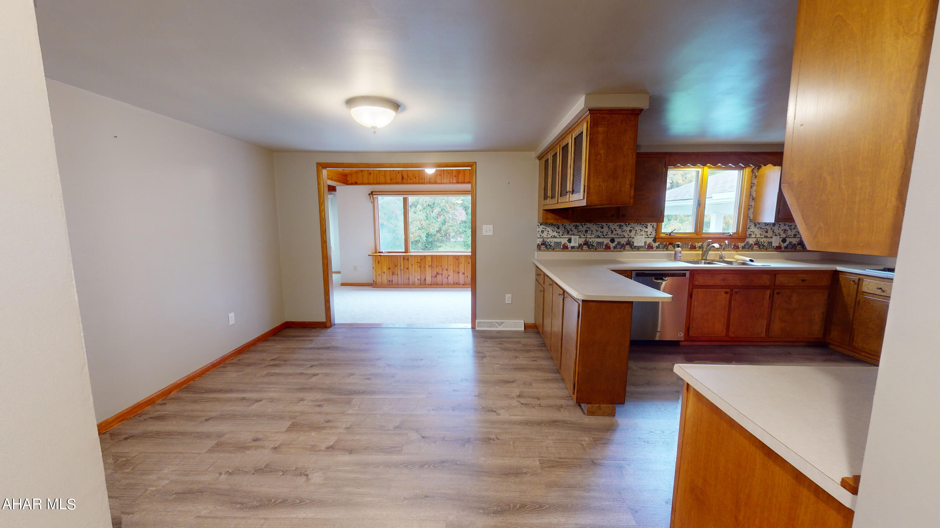 Foot of Ten - Residential