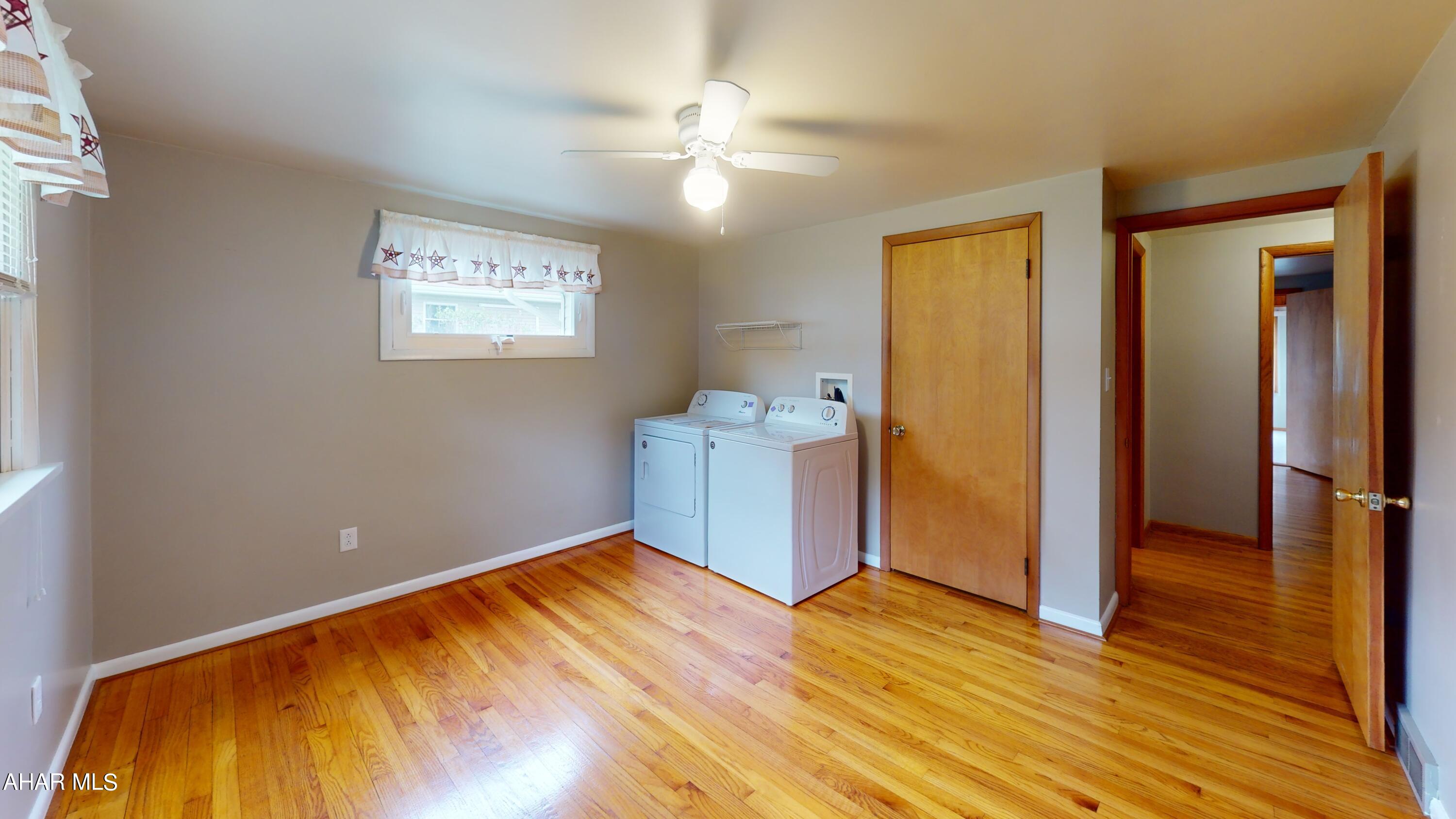 Foot of Ten - Residential