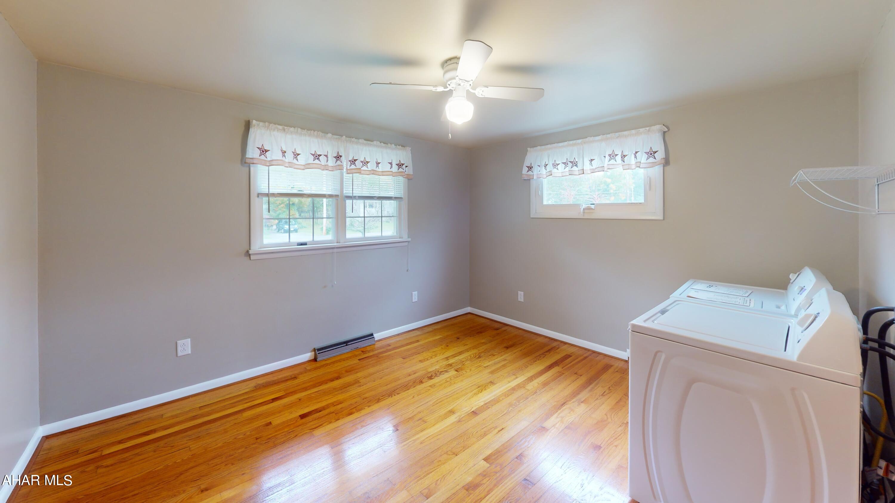 Foot of Ten - Residential