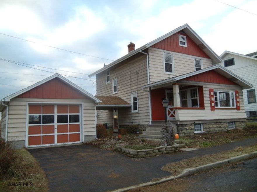 New Listing, 2 Story, Kitchen, F. DR., F. LR, Laundry Room And .75 Bath on 1st Floor.  3 Bedrooms + 1 Full Bath On 2nd Floor, Breezeway With Attached 1 Stall Garage On 61 X 50 Lot.  Great Mechanics, New Roof On House, & Garage, Some New Windows, New Furnace, New Paint, New Carpet.  Newer Bath On 1st Floor With Laundry Room.  Attic Storage, Covered Porch, Covered Patio, Garage Door Openers.  Clean, Just Move In.  Call Dan Laratonda.