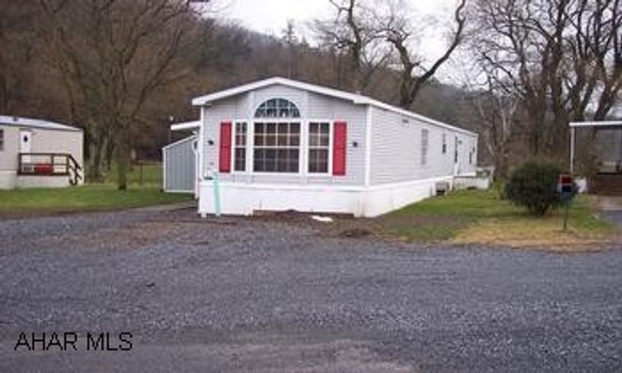 1986 Marlette mobile home 14x70, very well taken care of. Wood cabinets in kitchen with an island cook top.Stove, oven, refrigator, dishwasher and blinds included. Cathedral ceilings add to the spaciousness of this home. Located at Smith Trailer Court Home has 200 amp service, duct work alleady in for centeral air if desired. Breaker box is marked for AC capability. Crown molding throughout the home. Has 5 axel and 10 tires in tact, ready to be moved if needed, however, an expert would need to confirm this.