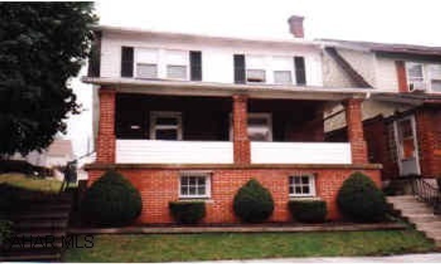 Nice clean, neat home with central air, newer furnace, roof and electric. Nice clean, neat home with central air, newer furnace, roof and electric.