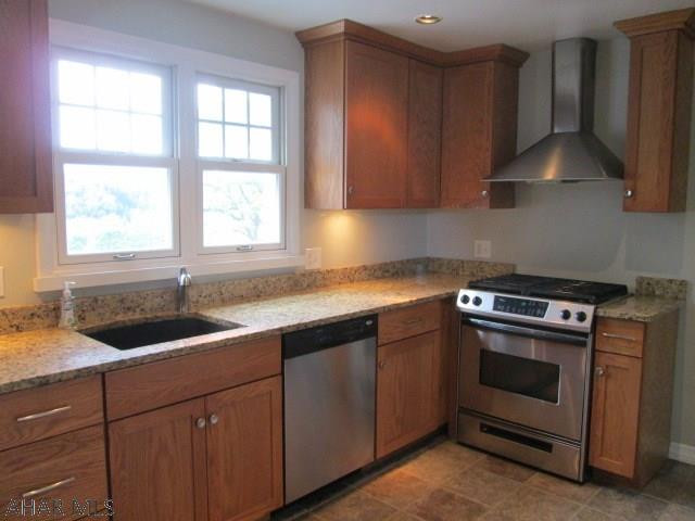 Lakemont - Residential